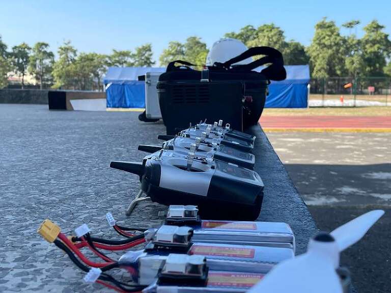 無人機考照裝學ㄧ空軍航空技術學院F0137B76-DD2F-4D42-919E-3C5D7B12E961