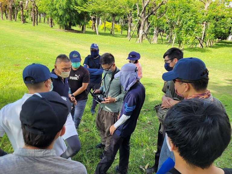 無人機考照教學︱雲林縣周警察局教學B61A14AA-5BD0-43E6-9908-43F0BE90CE4B